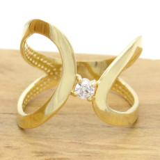 Anel com Diamante de 15 Pontos, em Ouro Amarelo 18 Kilates